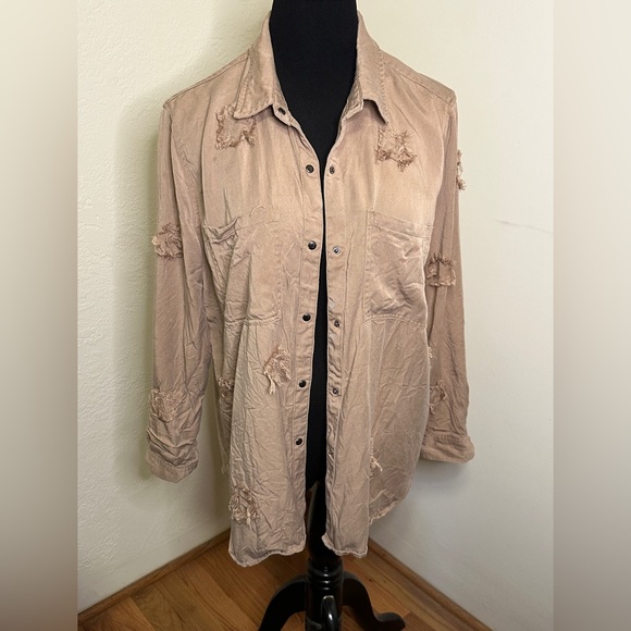 Tan Embellished ‘With Love, P Cill’ Size Large Great Layering Piece - Picture 2 of 7